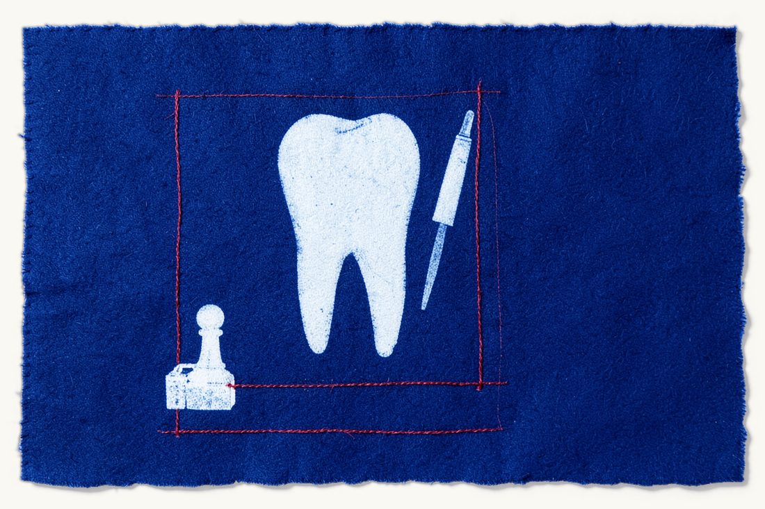 A physician's duty to inform patients before treatment: a single tooth and a scalpel inside a red rectangle, a chess pawn with a small suitcase standing outside it, cyanotype print
