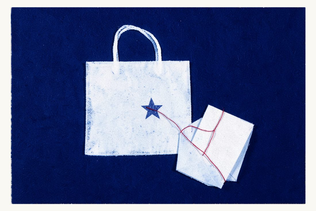Trademark registration in Turkey for foreigners: a large plain shopping bag marked only with a solid star, a red thread leading from the star into an open folder, cyanotype print